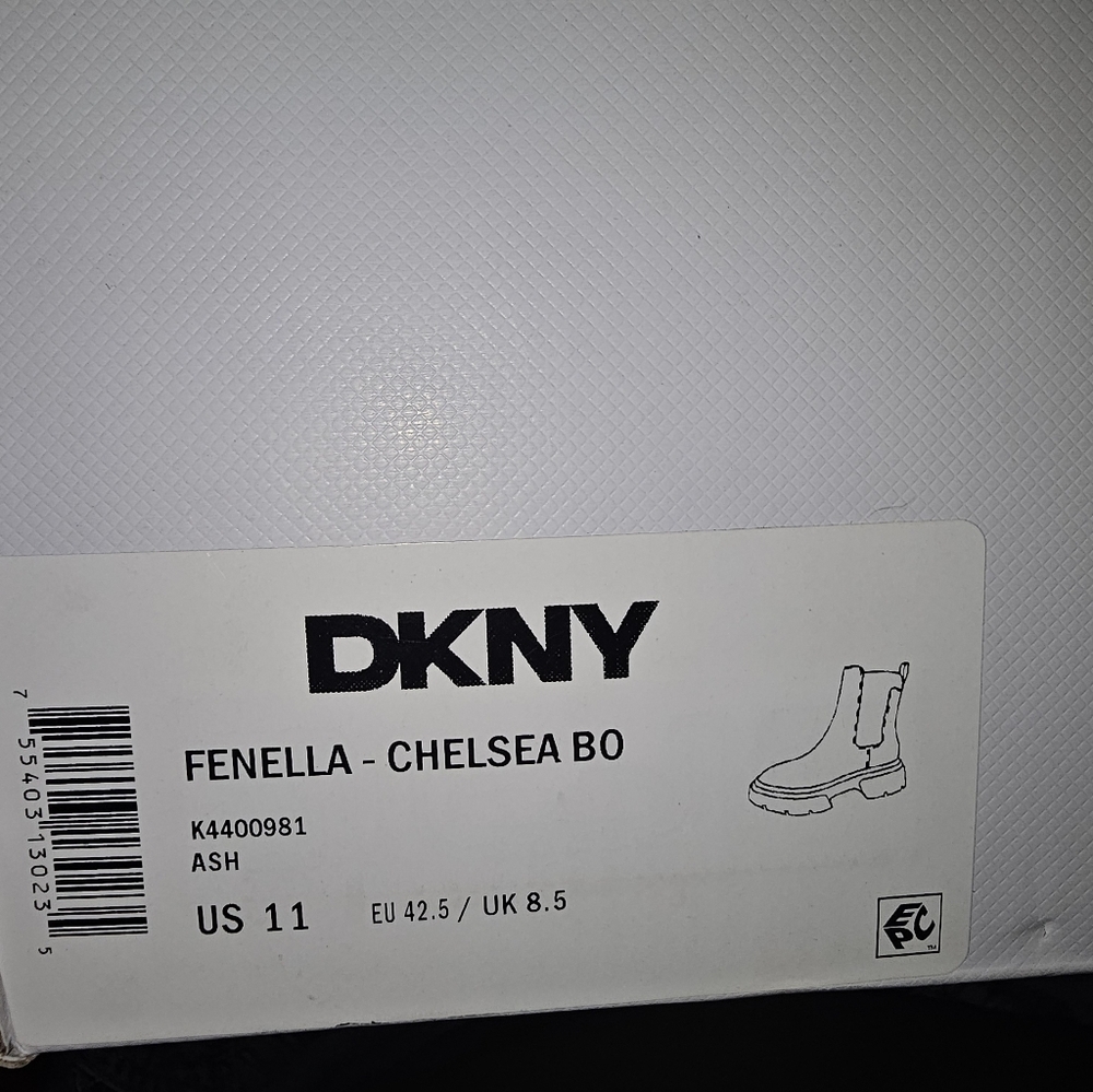 DKNY Fenella Chelsea Boots in Ash